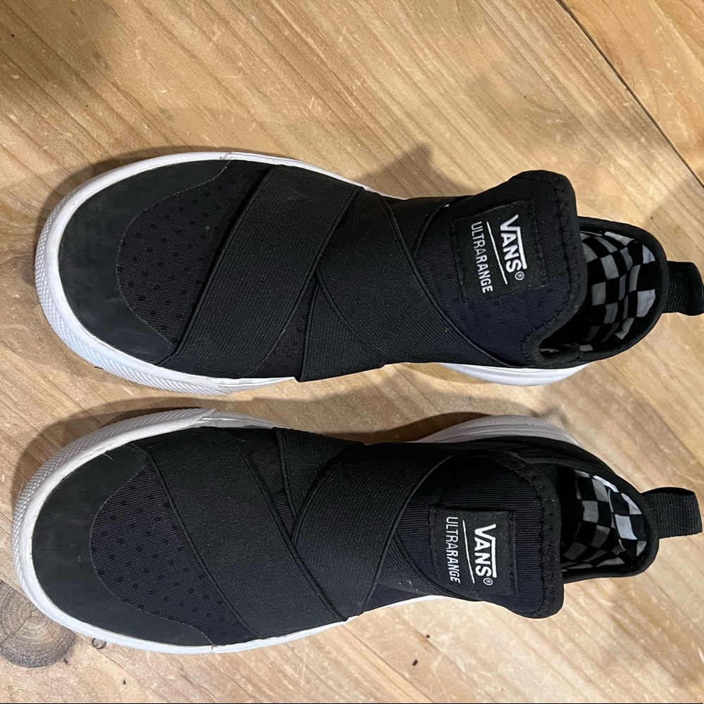 Vans Ultra Range Womens 8 sneakers